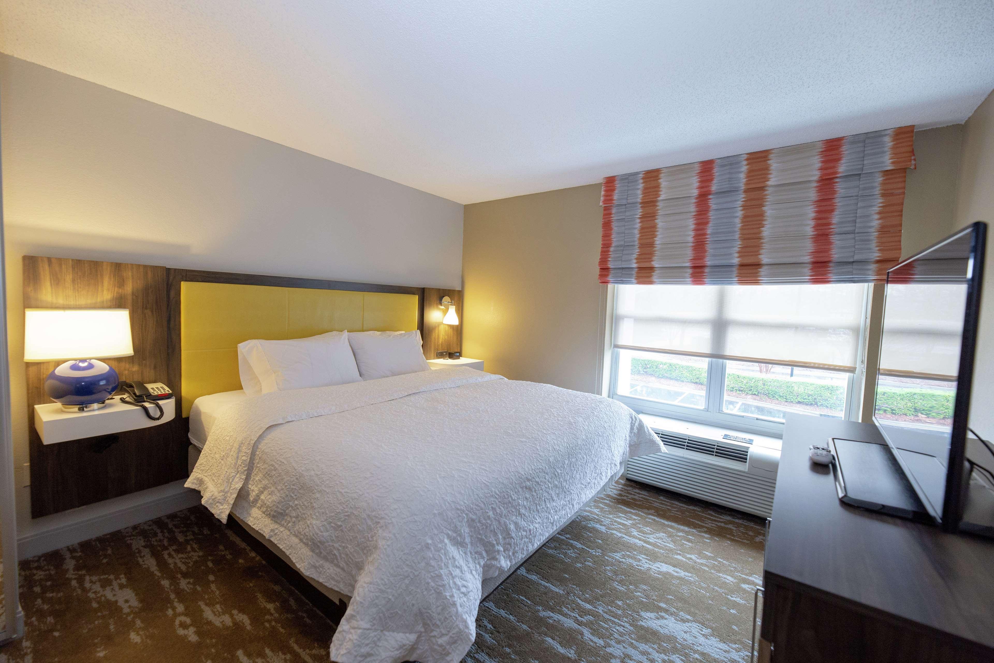 Hampton Inn & Suites Raleigh Cary Lenovo Center Εξωτερικό φωτογραφία
