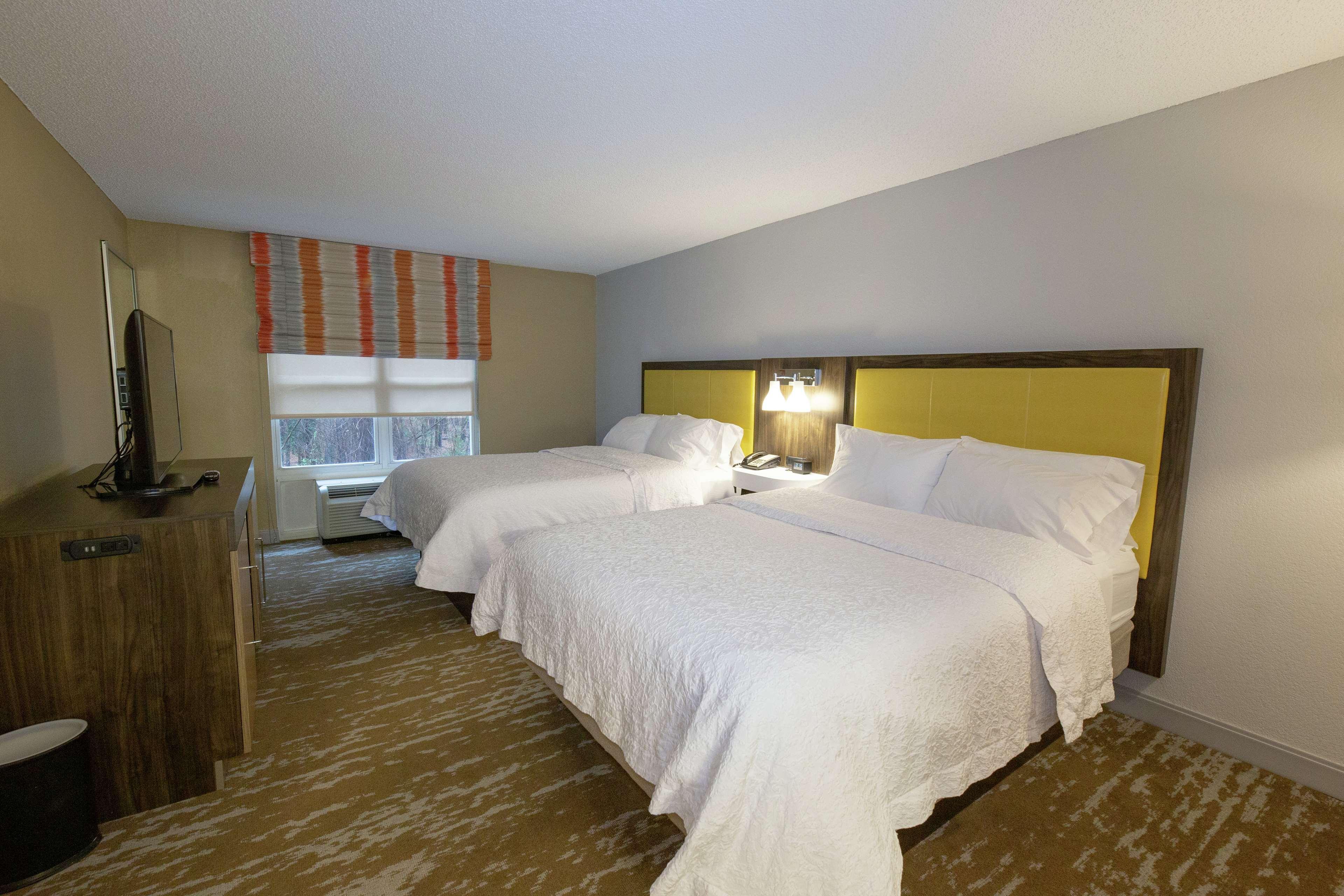 Hampton Inn & Suites Raleigh Cary Lenovo Center Εξωτερικό φωτογραφία