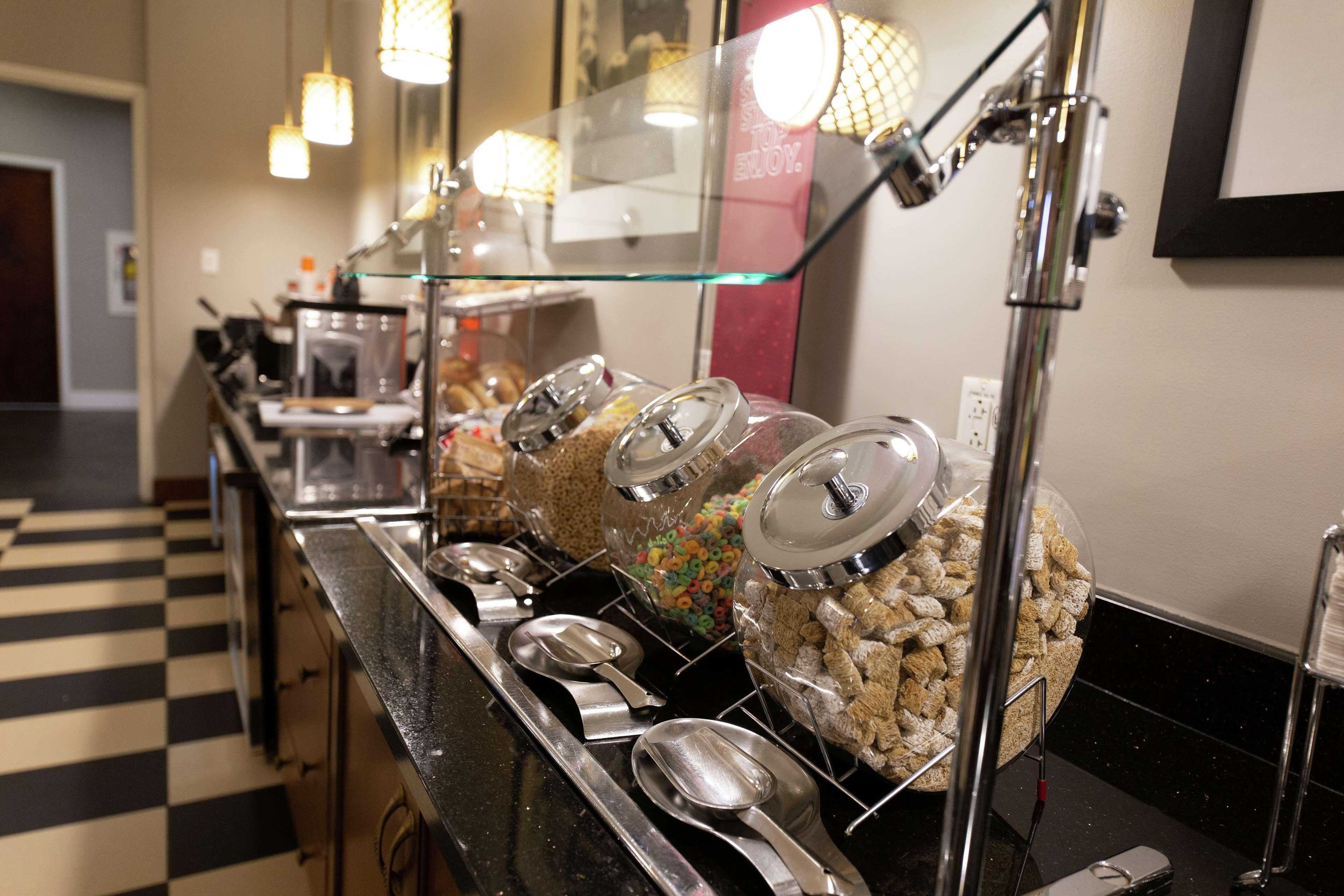 Hampton Inn & Suites Raleigh Cary Lenovo Center Εξωτερικό φωτογραφία