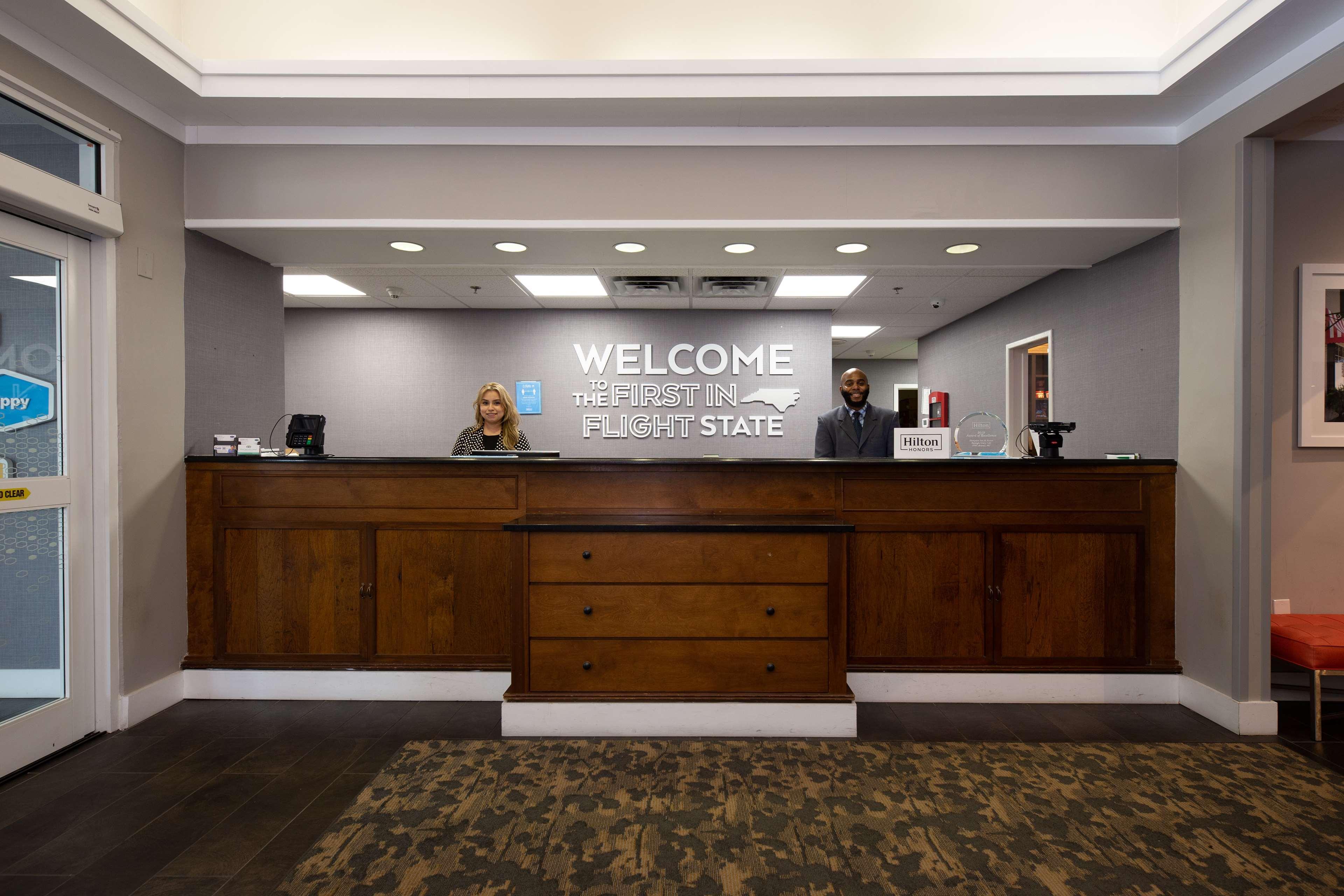 Hampton Inn & Suites Raleigh Cary Lenovo Center Εξωτερικό φωτογραφία