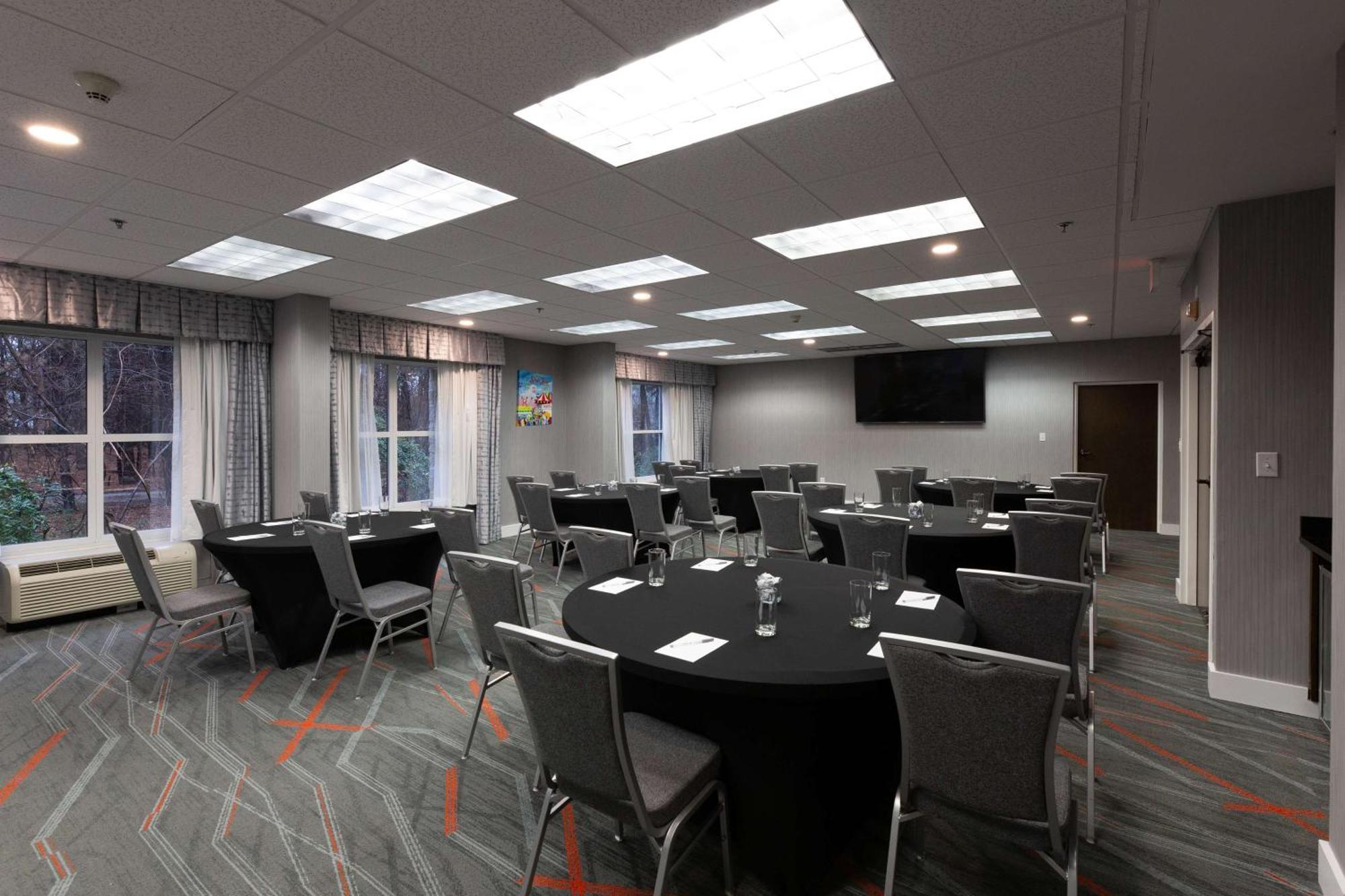 Hampton Inn & Suites Raleigh Cary Lenovo Center Εξωτερικό φωτογραφία