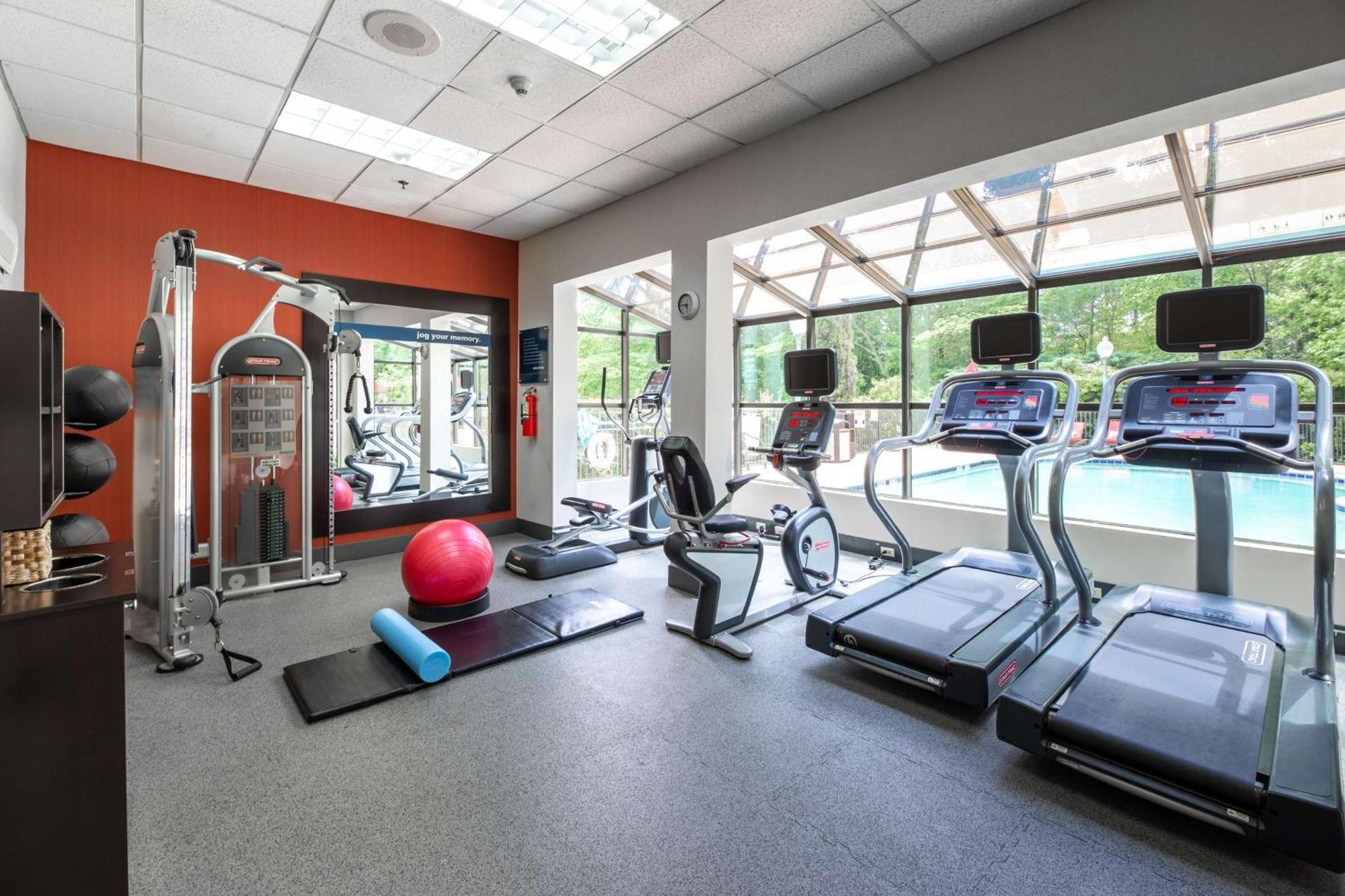 Hampton Inn & Suites Raleigh Cary Lenovo Center Εξωτερικό φωτογραφία